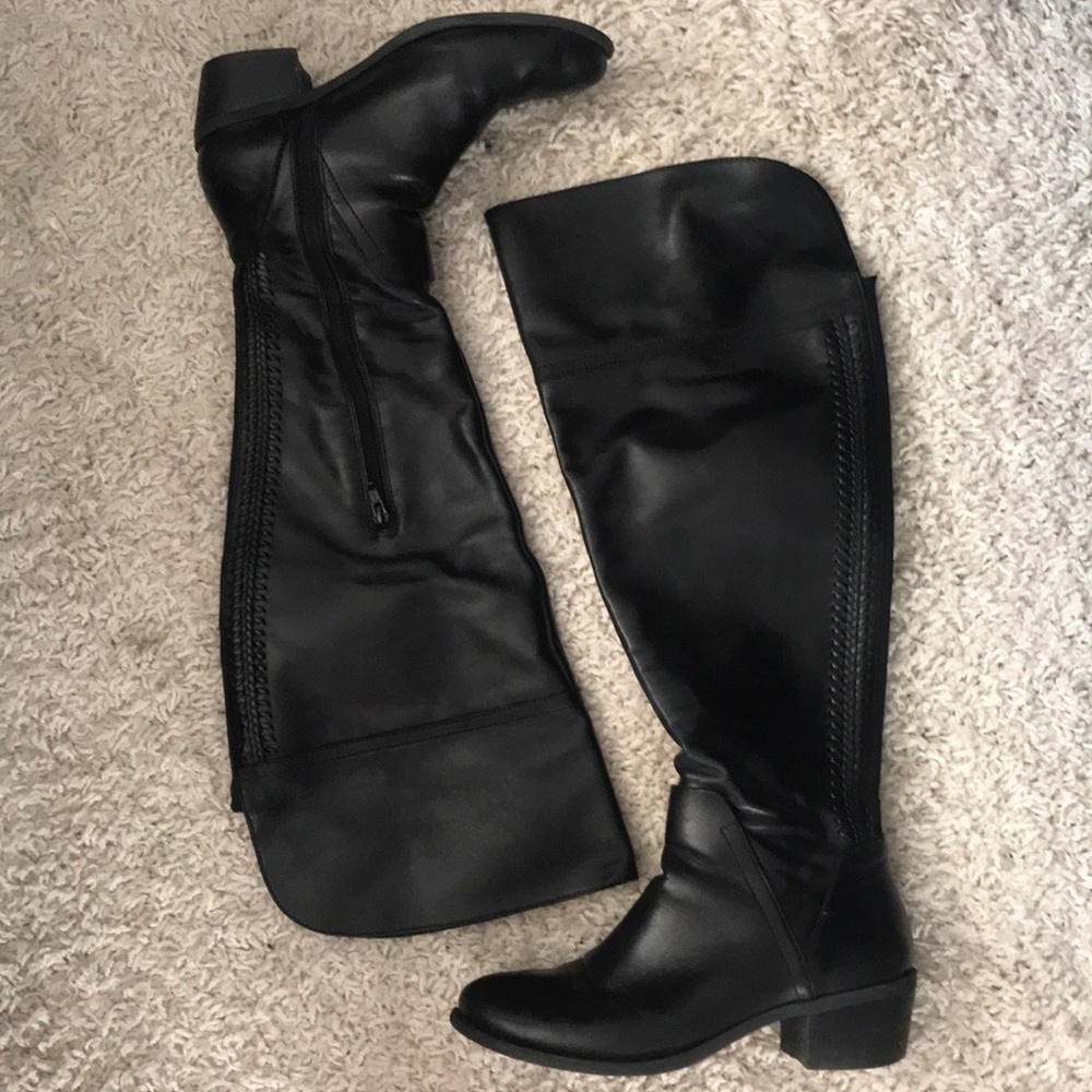 Vince Camuto Bendra boots